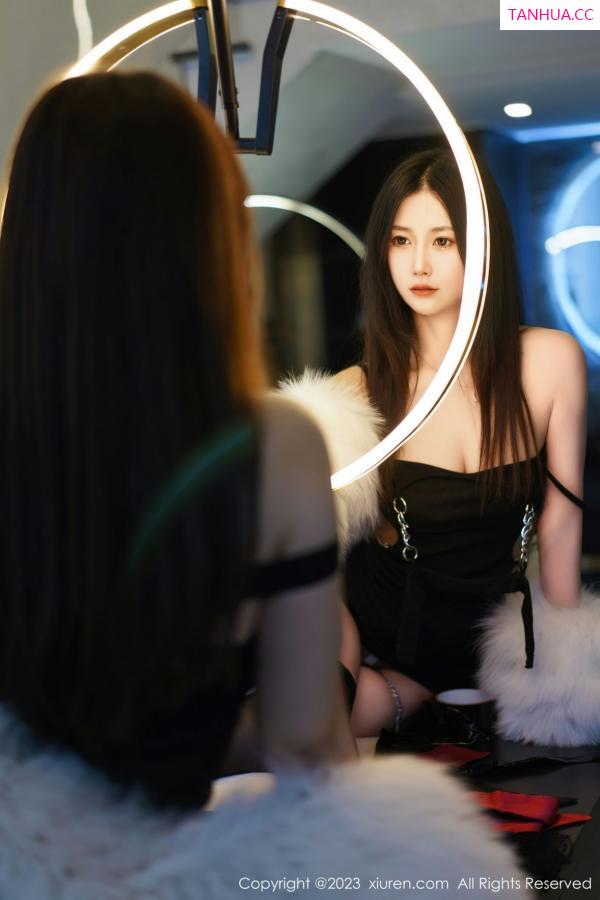 laura阿姣  [XiuRen]高清写真图 2023.01.19 No.6162 laura阿姣 模特合集第11张图片